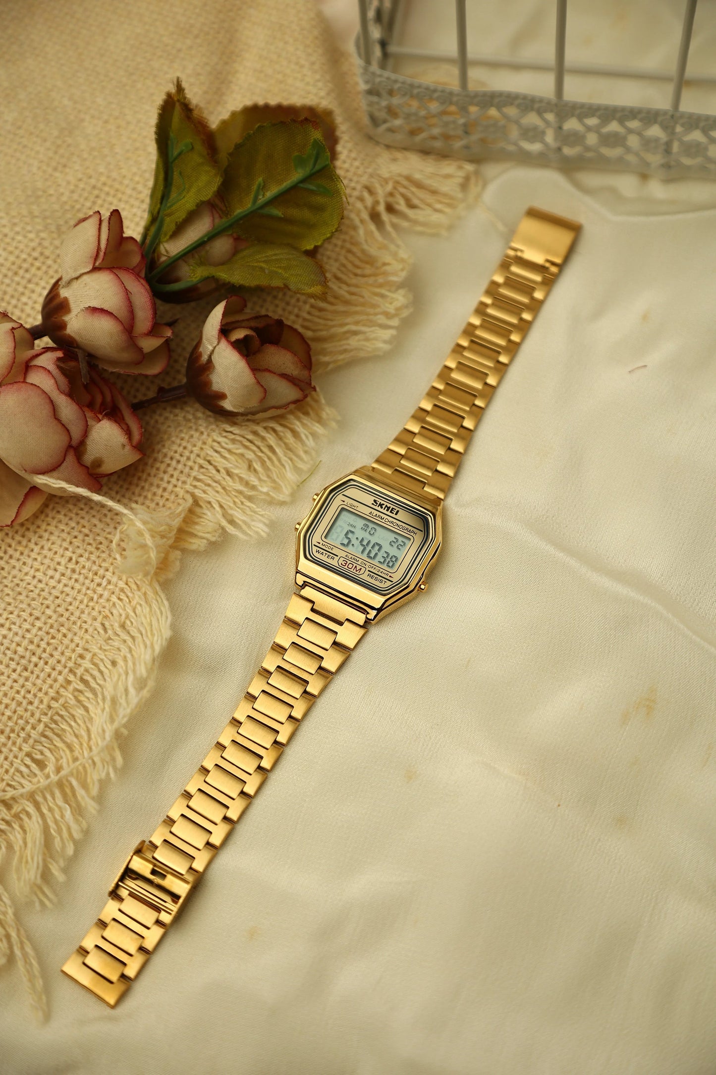 SKMEI Digital Gold Plated